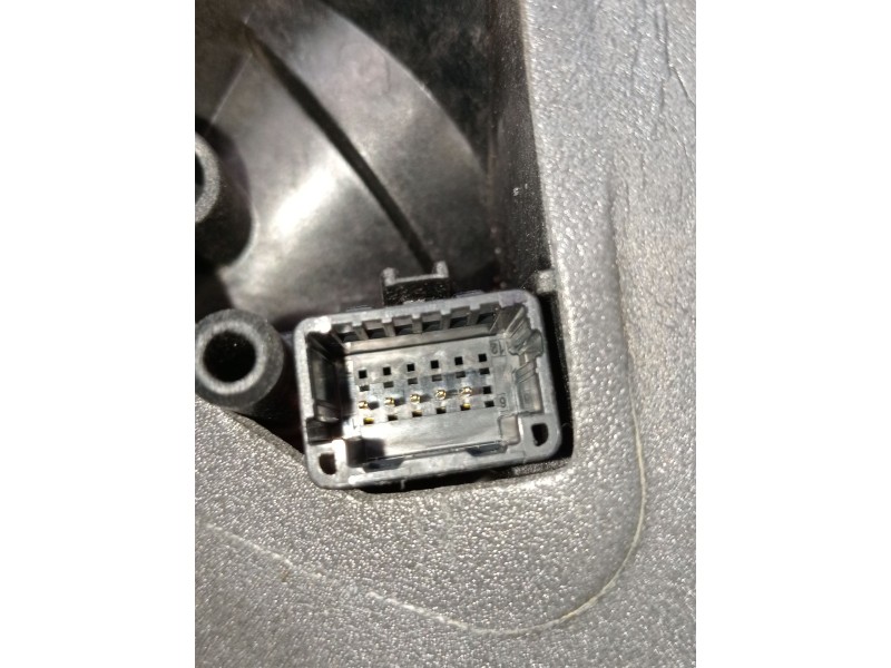 Recambio de retrovisor izquierdo para renault clio iii (br0/1, cr0/1) 1.2 16v (br02, br0j, br11, cr02, cr0j, cr11) referencia OE