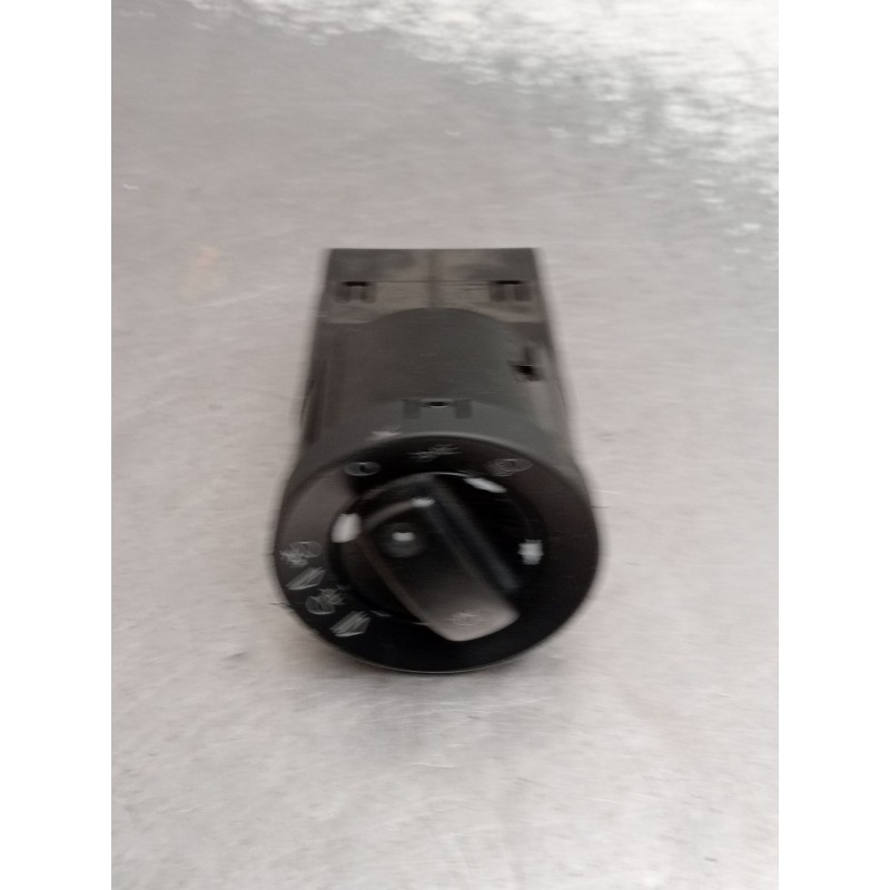 Recambio de mando luces para audi a4 b7 avant (8ed) 2.0 tdi 16v referencia OEM IAM 8E0941531C  