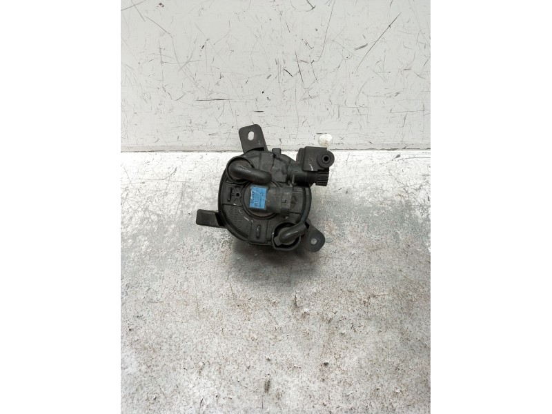 Recambio de faro antiniebla izquierdo para volkswagen passat cc b6 (357) 2.0 tdi referencia OEM IAM 8T0941699 89205613 36191629