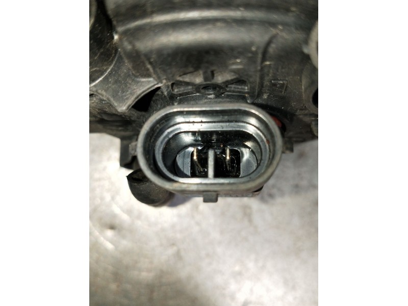 Recambio de faro antiniebla izquierdo para volkswagen passat cc b6 (357) 2.0 tdi referencia OEM IAM 8T0941699 89205613 36191629