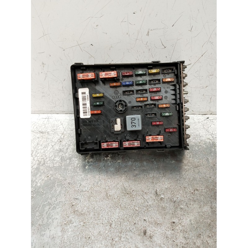 Recambio de caja reles / fusibles para volkswagen passat cc b6 (357) 2.0 tdi referencia OEM IAM 3C0937125 63592777 21107421