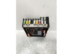 Recambio de caja reles / fusibles para volkswagen passat cc b6 (357) 2.0 tdi referencia OEM IAM 3C0937125 63592777 21107421 2
