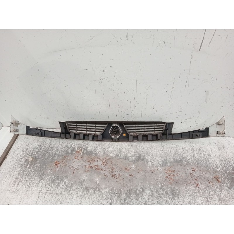 Recambio de rejilla delantera para renault kangoo express (fc0/1_) 1.9 dci 4x4 (fc0v) referencia OEM IAM   