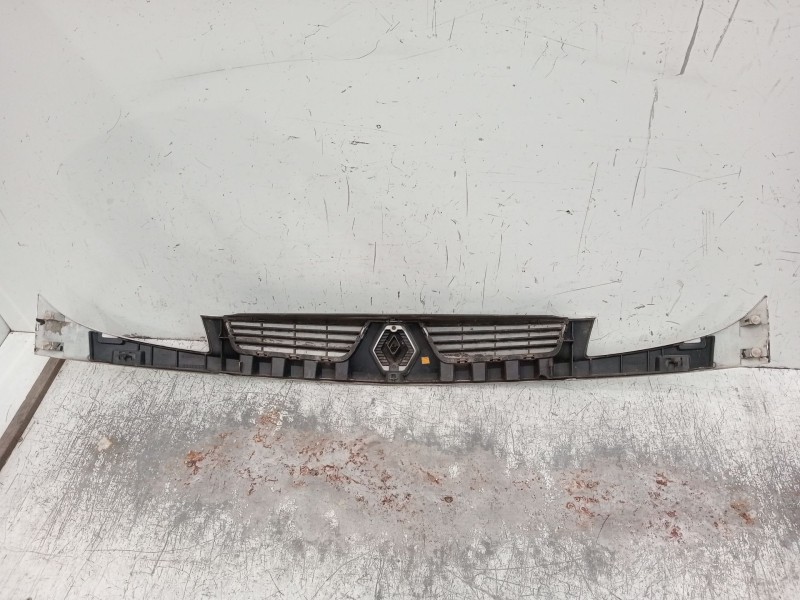 Recambio de rejilla delantera para renault kangoo express (fc0/1_) 1.9 dci 4x4 (fc0v) referencia OEM IAM   