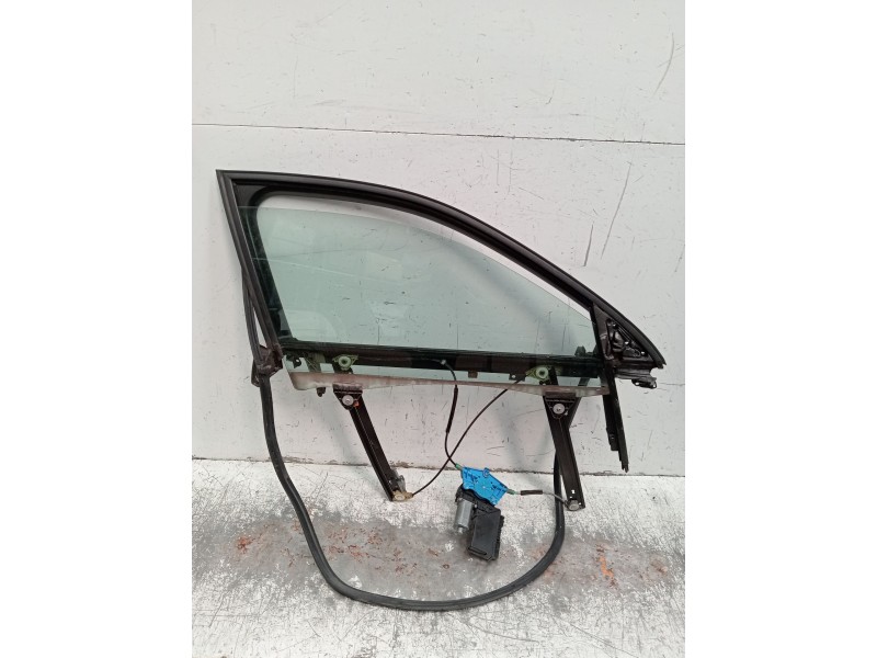 Recambio de elevalunas delantero derecho para audi a4 b7 avant (8ed) 2.0 tdi 16v referencia OEM IAM 8E0837462C  