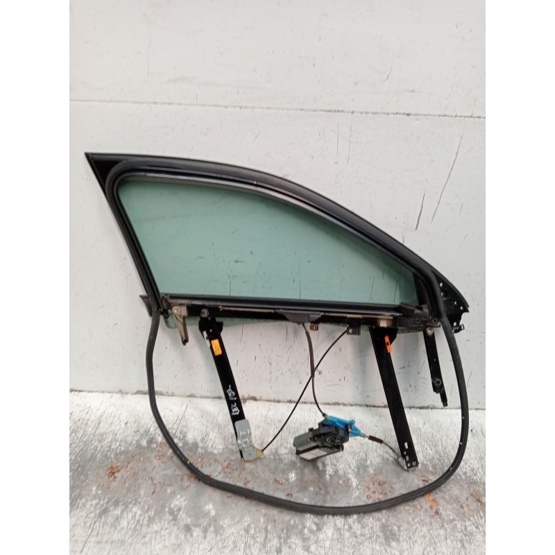 Recambio de elevalunas delantero izquierdo para audi a4 b7 avant (8ed) 2.0 tdi 16v referencia OEM IAM 8E0837461C  