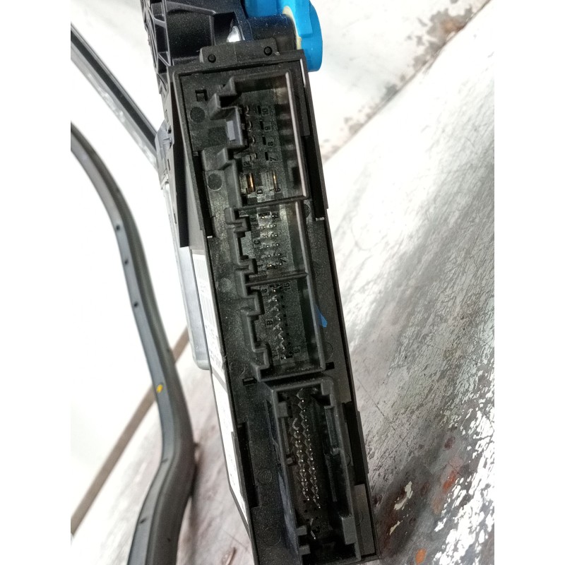 Recambio de elevalunas delantero izquierdo para audi a4 b7 avant (8ed) 2.0 tdi 16v referencia OEM IAM 8E0837461C  