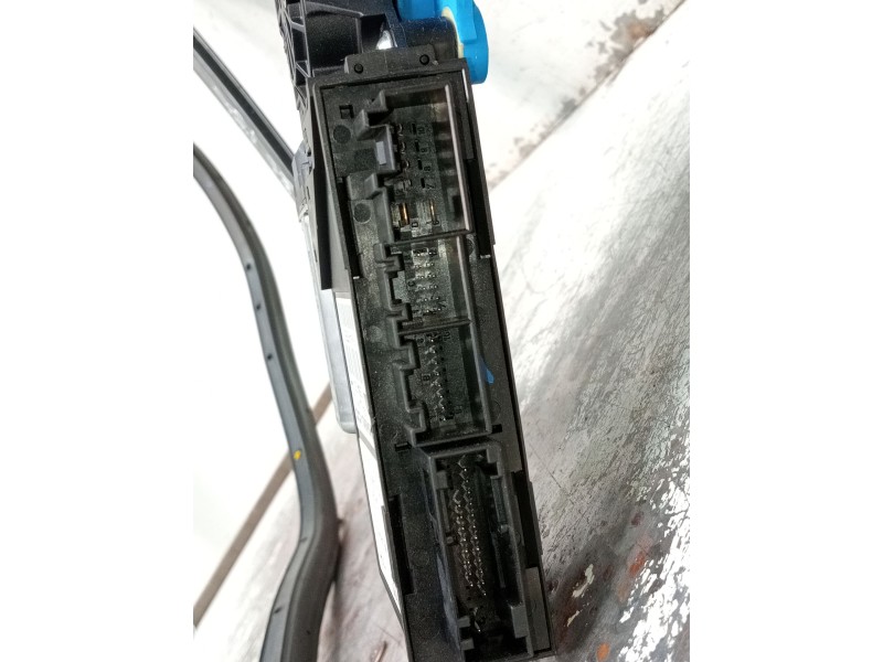 Recambio de elevalunas delantero izquierdo para audi a4 b7 avant (8ed) 2.0 tdi 16v referencia OEM IAM 8E0837461C  