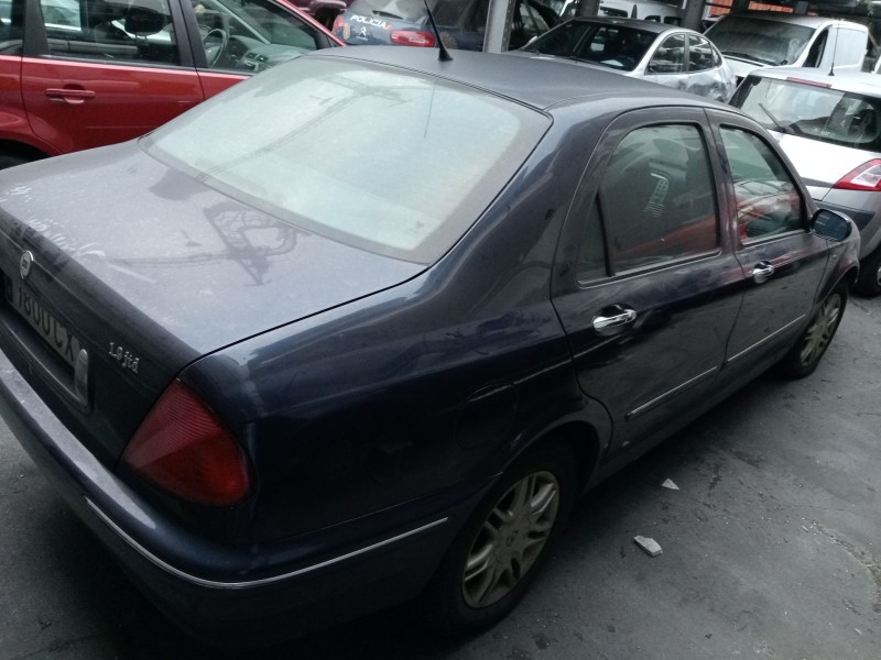 lancia lybra (839_) del año 2004