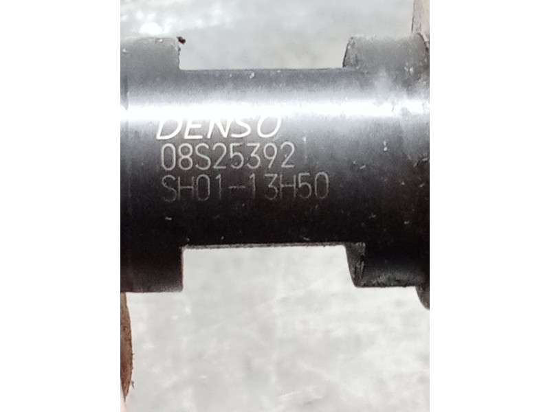 Recambio de inyector para mazda 3 (bm, bn) 2.2 d referencia OEM IAM 08S25392 SH0113H50 DENSO