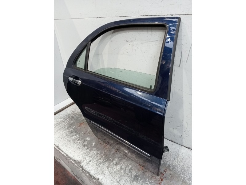 Recambio de puerta trasera derecha para lancia lybra (839_) 1.9 jtd (839.axi1a, 839.axn1a, 839.cxl1a) referencia OEM IAM  4P 
