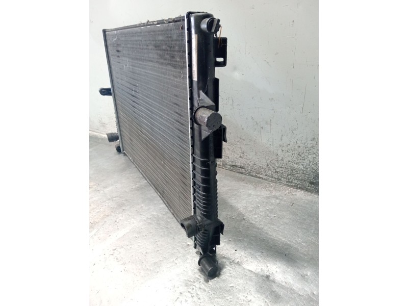 Recambio de radiador agua para renault megane iii hatchback (bz0/1_, b3_) 1.6 16v (bz1b, bz1h) referencia OEM IAM 637606  