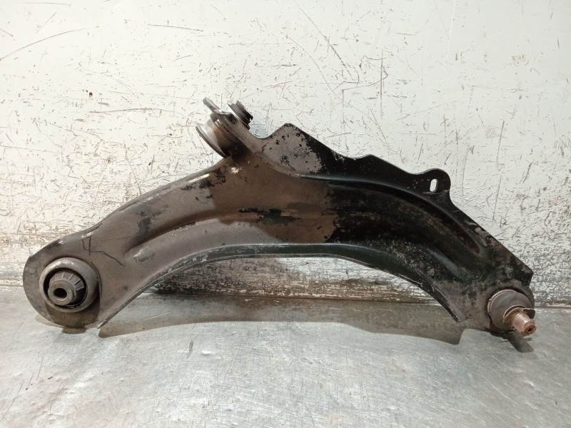 Recambio de brazo suspension inferior delantero derecho para renault captur i (j5_, h5_) 1.2 tce 120 referencia OEM IAM   
