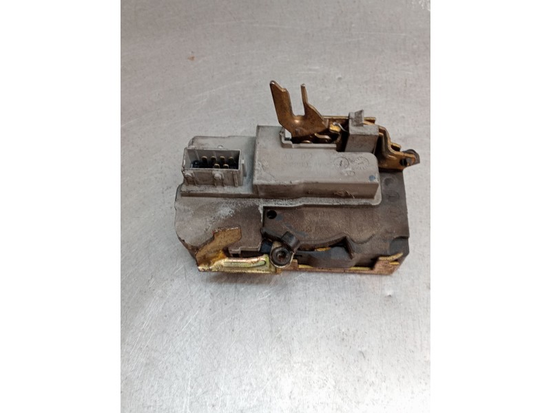 Recambio de motor cierre centralizado delantero derecho para citroën xsara (n1) 1.9 td referencia OEM IAM   