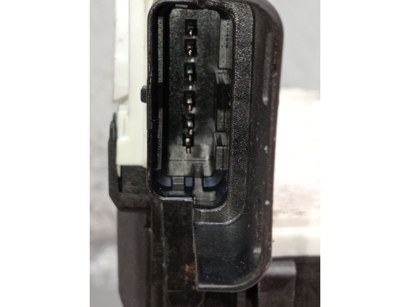 Recambio de motor cierre centralizado delantero izquierdo para peugeot partner tepee 1.6 hdi 90 referencia OEM IAM   