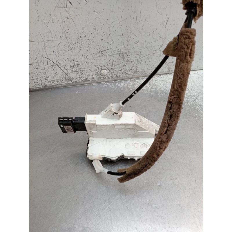Recambio de motor cierre centralizado trasero izquierdo para peugeot partner tepee 1.6 hdi 90 referencia OEM IAM   