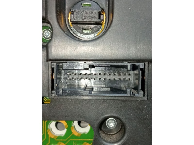 Recambio de cuadro instrumentos para toyota avensis (_t22_) 1.6 (at220_) referencia OEM IAM 8380005230  