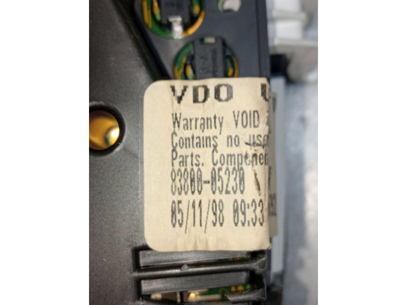 Recambio de cuadro instrumentos para toyota avensis (_t22_) 1.6 (at220_) referencia OEM IAM 8380005230  