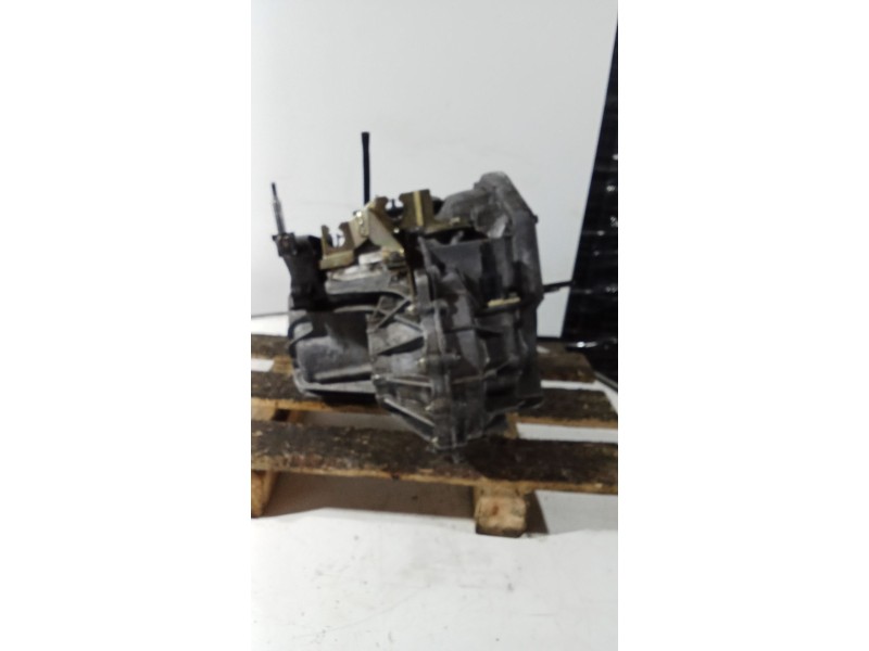 Recambio de caja cambios para nissan primastar furgoneta (x83) 1.9 dci 100 referencia OEM IAM PK6371 6v C014956