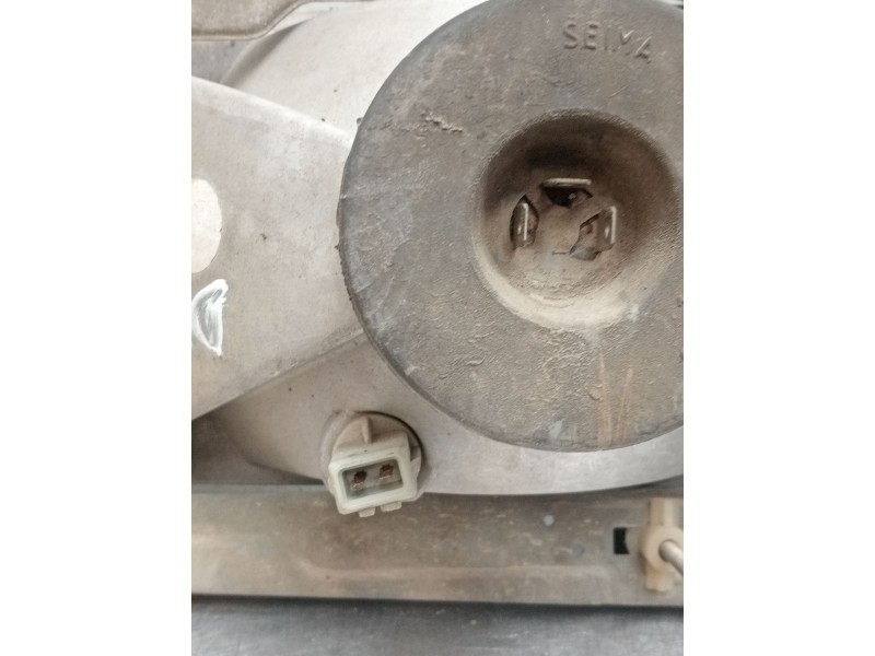 Recambio de faro derecho para volkswagen jetta ii (19e, 1g2, 165) 1.6 referencia OEM IAM   