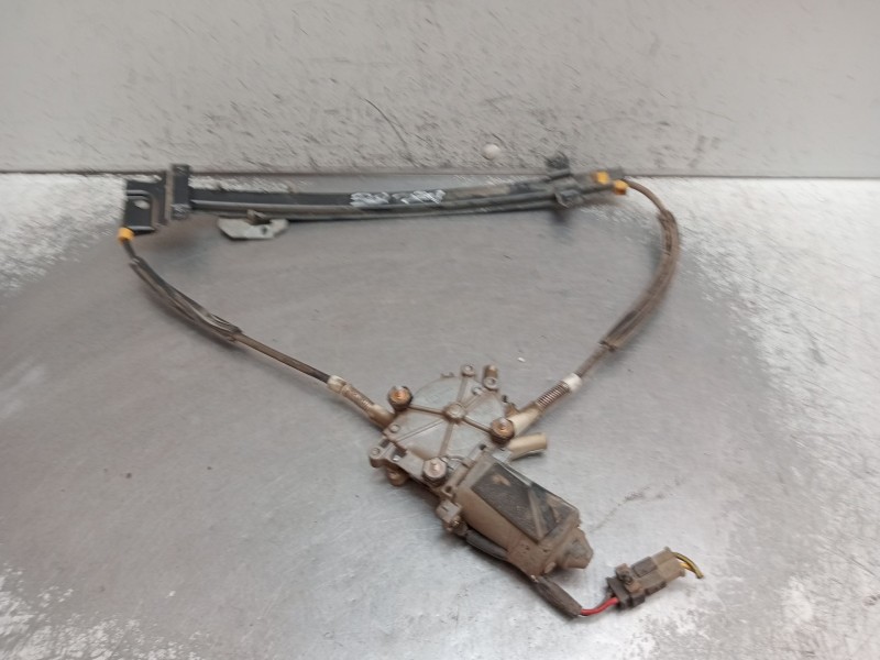 Recambio de elevalunas delantero derecho para volkswagen jetta ii (19e, 1g2, 165) 1.6 referencia OEM IAM   