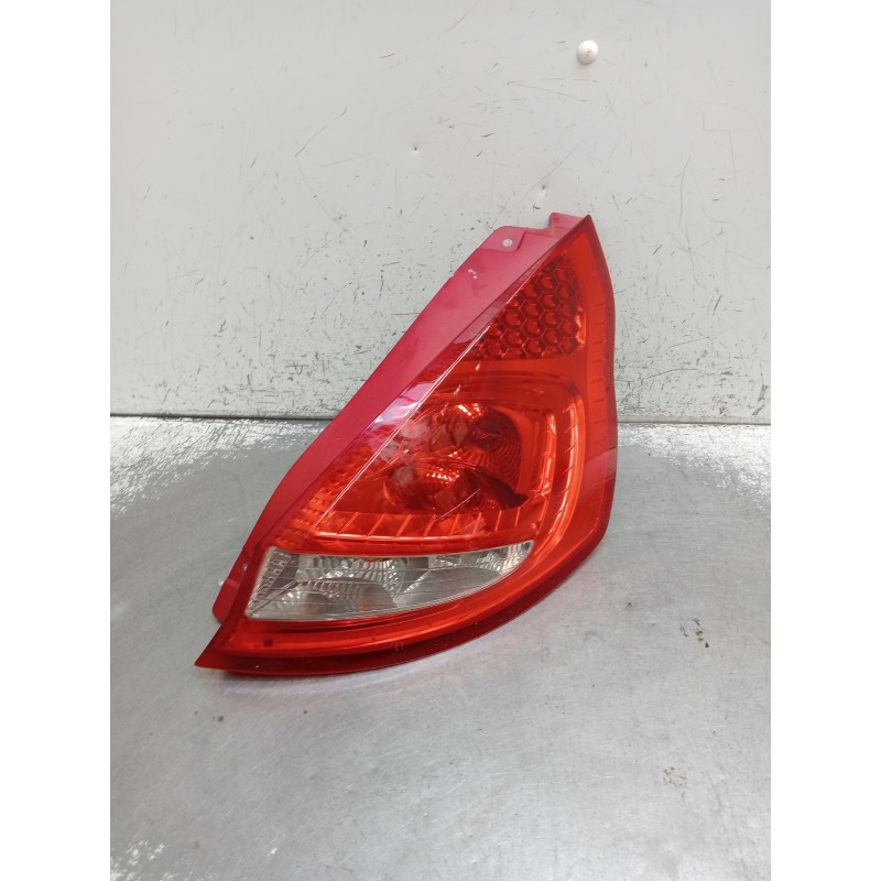 Recambio de piloto trasero izquierdo para ford fiesta vi (cb1, ccn) 1.6 tdci referencia OEM IAM 8A6113404AC  