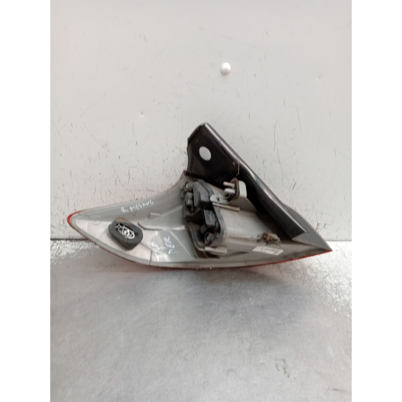 Recambio de piloto trasero derecho para renault megane iii hatchback (bz0/1_, b3_) 1.9 dci (bz0n, bz0j) referencia OEM IAM 26550