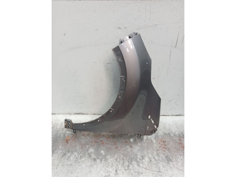 Recambio de aleta delantera izquierda para renault captur i (j5_, h5_) 1.2 tce 120 referencia OEM IAM   