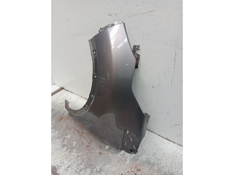 Recambio de aleta delantera izquierda para renault captur i (j5_, h5_) 1.2 tce 120 referencia OEM IAM   