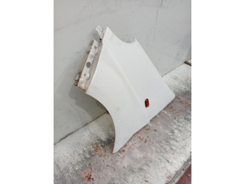 Recambio de aleta delantera izquierda para nissan primastar furgoneta (x83) 1.9 dci 100 referencia OEM IAM   