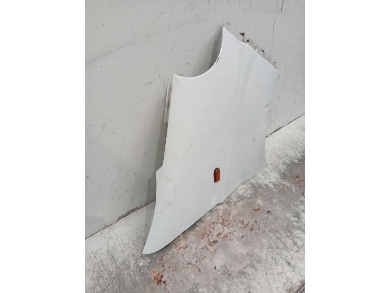 Recambio de aleta delantera derecha para nissan primastar furgoneta (x83) 1.9 dci 100 referencia OEM IAM   