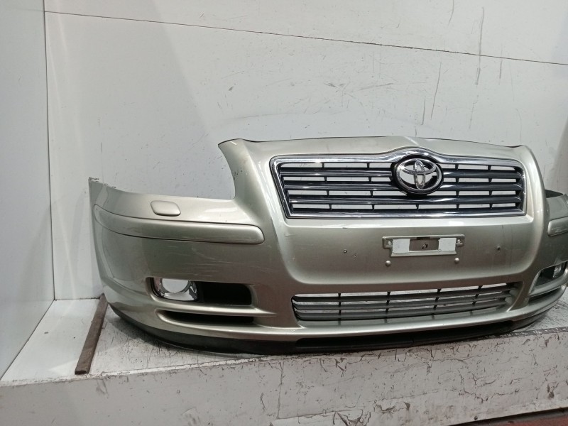Recambio de paragolpes delantero para toyota avensis station wagon (_t25_) 2.2 d-4d (adt251_) referencia OEM IAM   