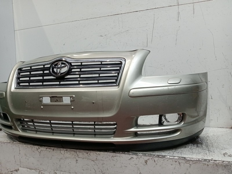 Recambio de paragolpes delantero para toyota avensis station wagon (_t25_) 2.2 d-4d (adt251_) referencia OEM IAM   
