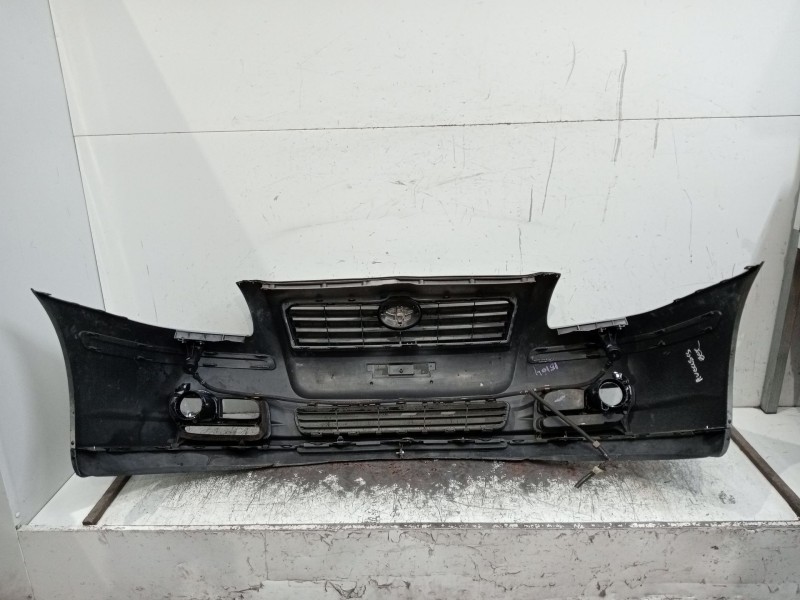Recambio de paragolpes delantero para toyota avensis station wagon (_t25_) 2.2 d-4d (adt251_) referencia OEM IAM   