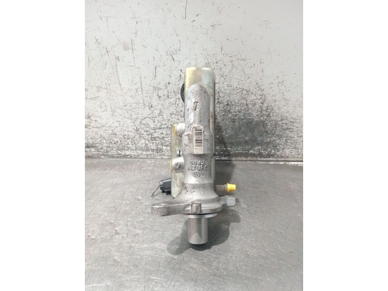 Recambio de bomba freno para renault megane iii hatchback (bz0/1_, b3_) 1.6 16v (bz1b, bz1h) referencia OEM IAM 460910009R  