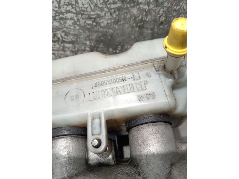 Recambio de bomba freno para renault megane iii hatchback (bz0/1_, b3_) 1.6 16v (bz1b, bz1h) referencia OEM IAM 460910009R  