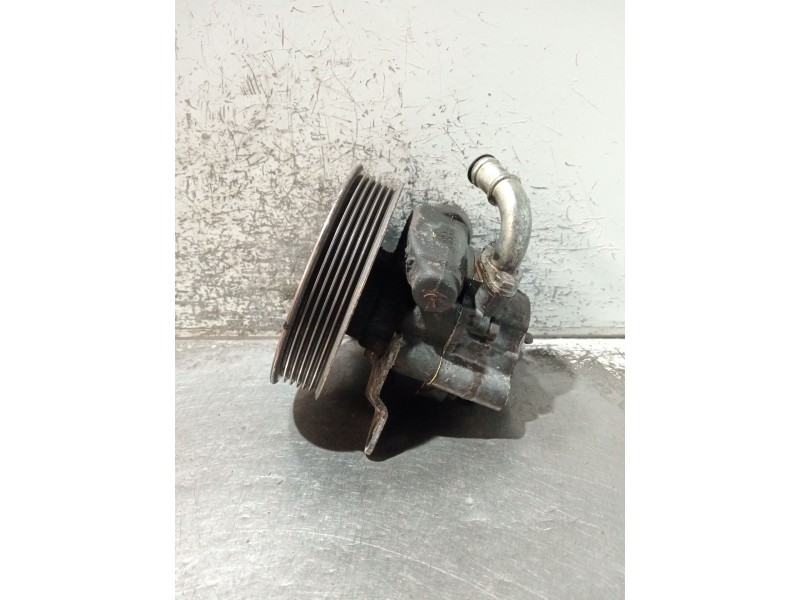 Recambio de bomba direccion para rover 200 ii hatchback (rf) 220 d/sd referencia OEM IAM HE9220067  