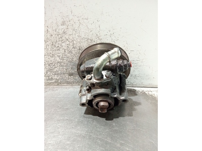 Recambio de bomba direccion para rover 200 ii hatchback (rf) 220 d/sd referencia OEM IAM HE9220067  
