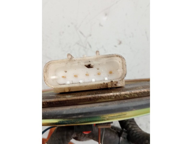 Recambio de bomba combustible para opel tigra (s93) 1.4 16v (f07) referencia OEM IAM 90411100 8292810 