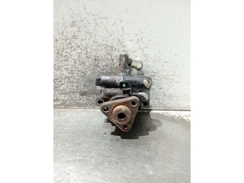 Recambio de bomba direccion para ford orion iii (gal) 1.8 d referencia OEM IAM 7849701  