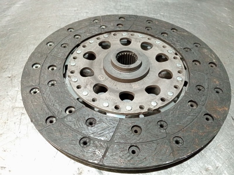 Recambio de kit embrague para mazda 3 (bm, bn) 2.2 d referencia OEM IAM SH0216460 15H04B SH16610