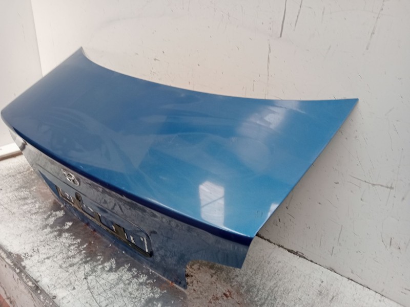 Recambio de tapa maletero para toyota avensis (_t22_) 1.6 (at220_) referencia OEM IAM   