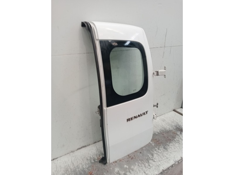 Recambio de puerta trasera derecha para renault kangoo referencia OEM IAM  5P 