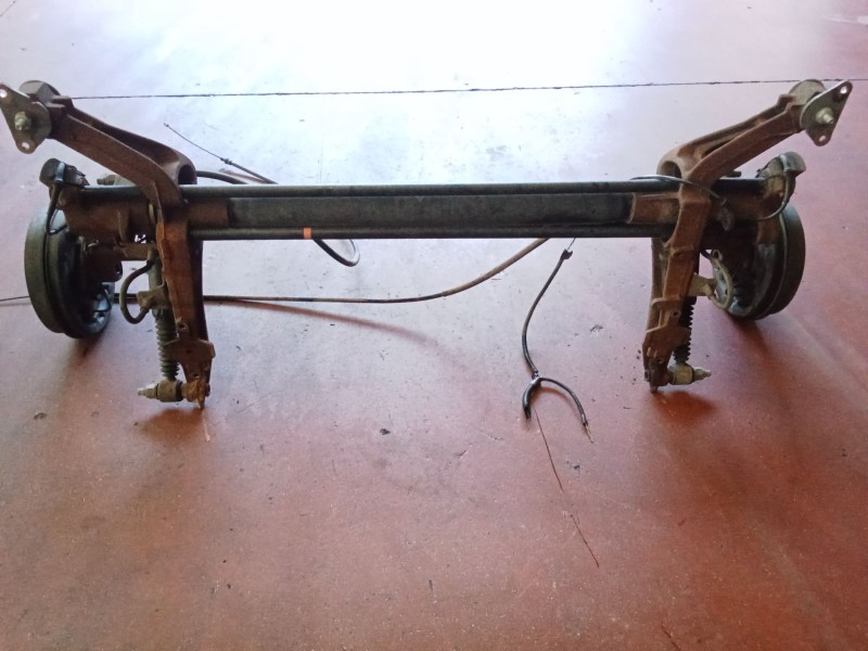 Recambio de puente trasero para peugeot partner monospace (5_, g_) 2.0 hdi referencia OEM IAM   TAMBOR/ABS