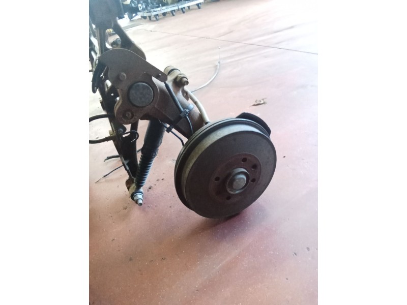 Recambio de puente trasero para peugeot partner monospace (5_, g_) 2.0 hdi referencia OEM IAM   TAMBOR/ABS
