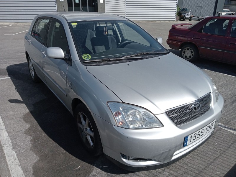 toyota corolla (_e12_) del año 2003