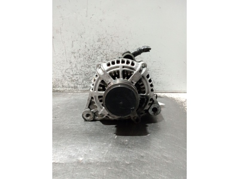 Recambio de alternador para kia magentis ii (mg) 2.0 crdi referencia OEM IAM 446757  