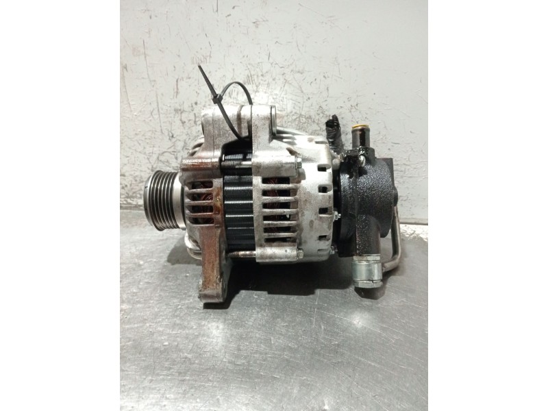 Recambio de alternador para kia magentis ii (mg) 2.0 crdi referencia OEM IAM 446757  