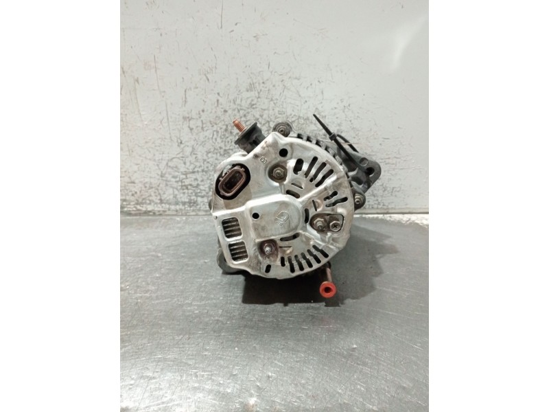 Recambio de alternador para rover 200 ii hatchback (rf) 220 d/sd referencia OEM IAM YLE101650 1002132320 