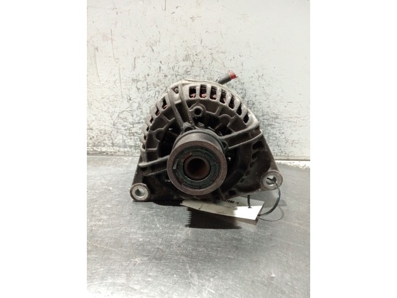 Recambio de alternador para iveco massif single cab 3.0 hpi referencia OEM IAM 504057813 0124525064 
